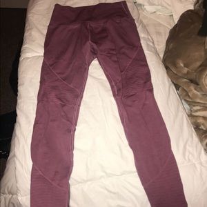 Alphalete revival leggings